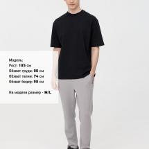 Футболка оверсайз унисекс Sideline, черная / Миниатюра модельного (1000)