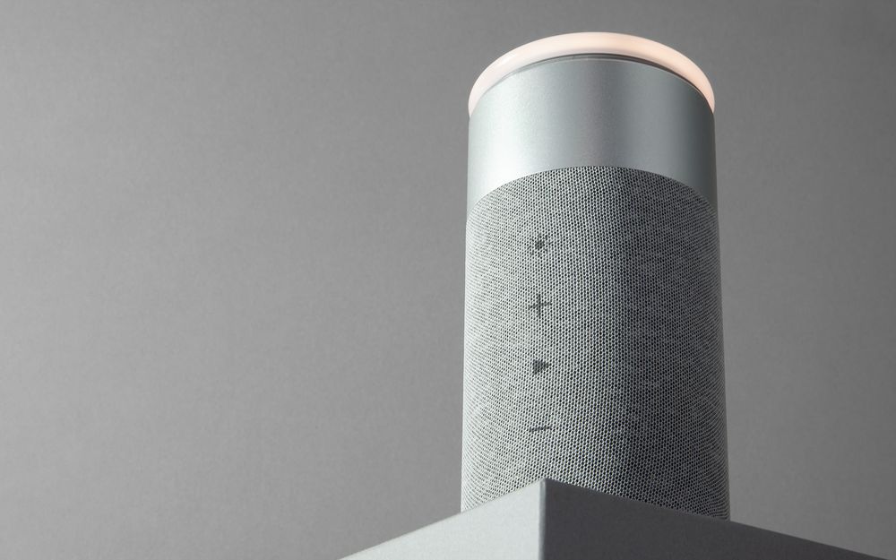 Колонка c беспроводной зарядкой и подсветкой Charge House, серая / Миниатюра имиджевого (1000)