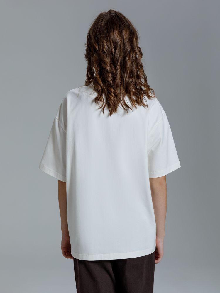 Футболка оверсайз Kangas, белая / Миниатюра модельного (1000)