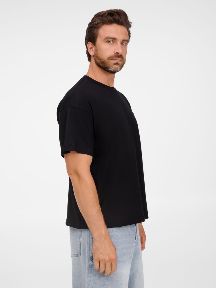 Футболка оверсайз унисекс Legacy, черная / Миниатюра модельного (1000)