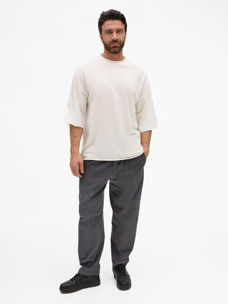 Футболка унисекс T1, молочно-белая / Миниатюра модельного (1000)