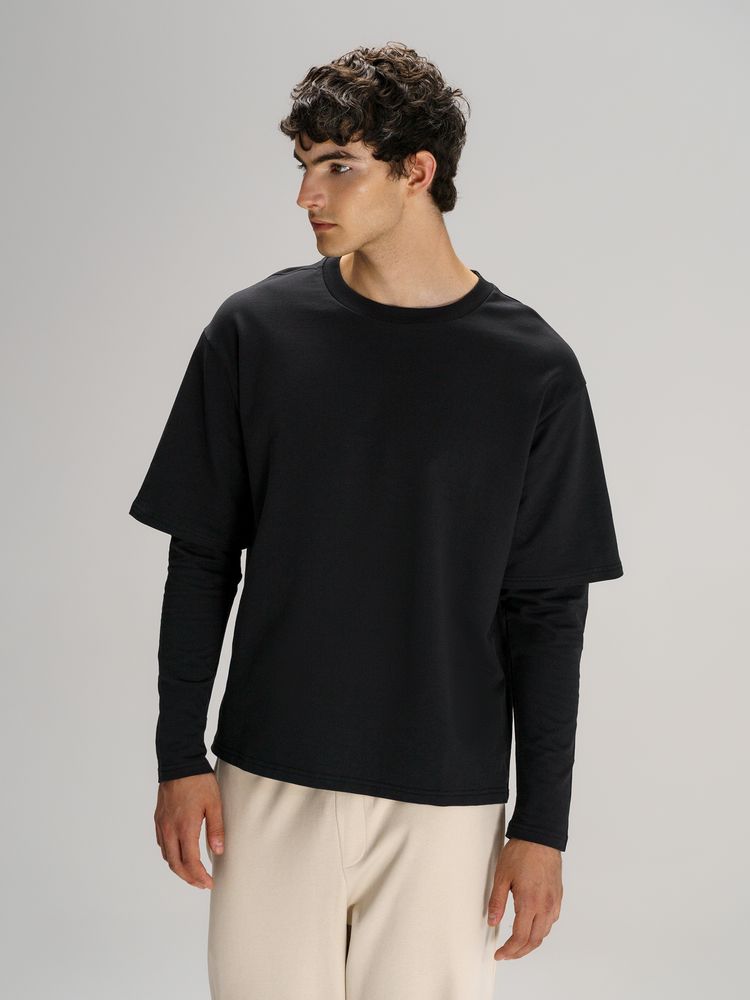 Футболка оверсайз с двойным рукавом Kosmos, черная / Миниатюра модельного (1000)