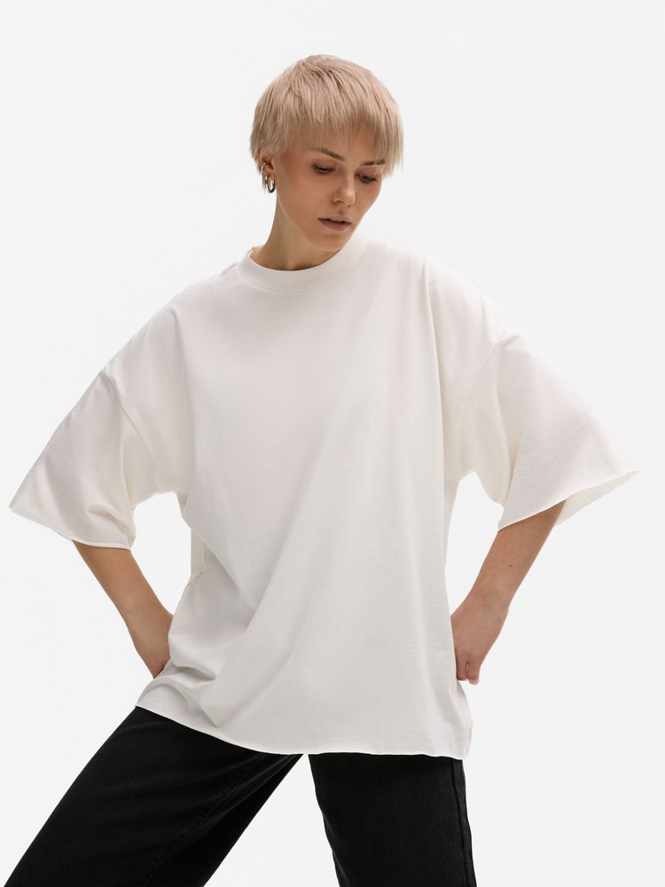 Футболка унисекс T1, молочно-белая / Миниатюра модельного (1000)