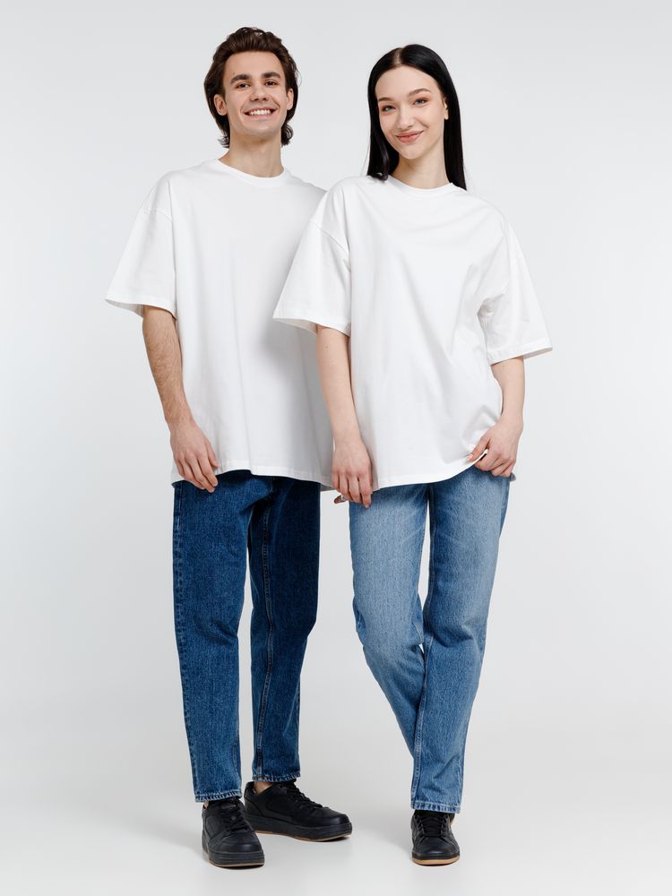 Футболка оверсайз унисекс Big Haul, молочно-белая / Миниатюра модельного (1000)