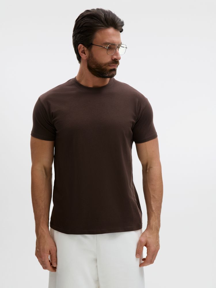 Футболка унисекс Regent 150, темно-коричневая (шоколад) / Миниатюра модельного (1000)