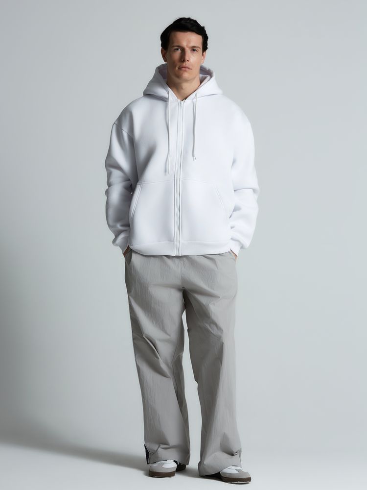 Толстовка унисекс оверсайз Zippy, белая / Миниатюра модельного (1000)