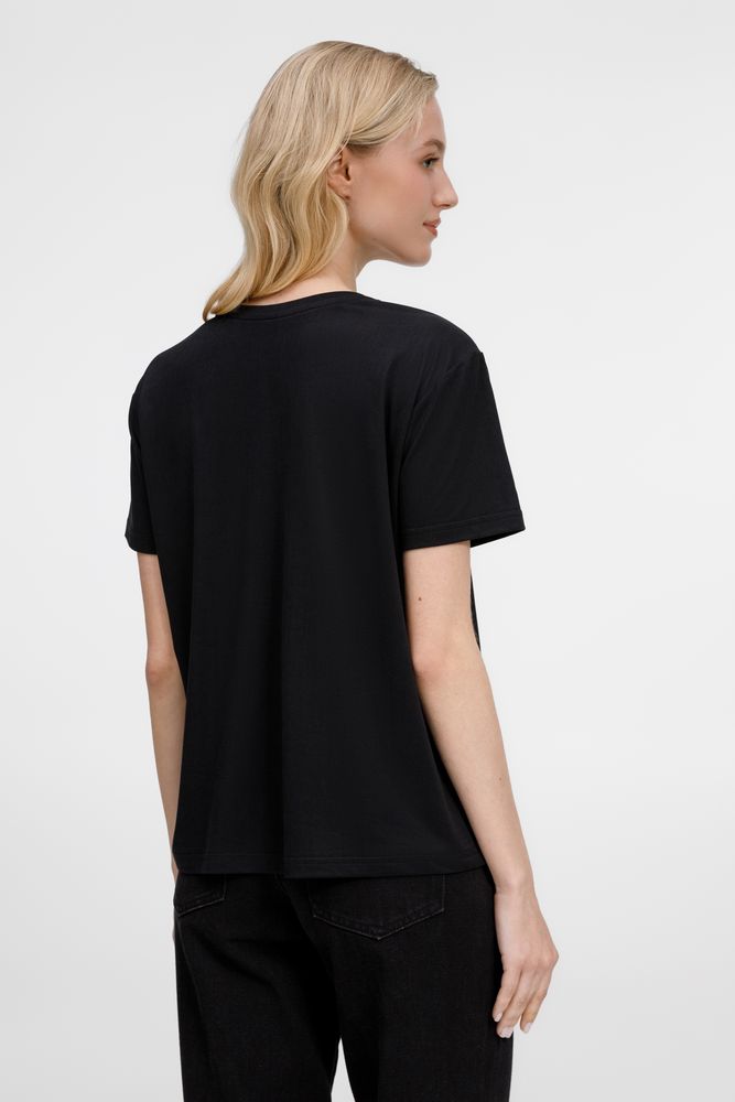 Футболка унисекс Senti, черная / Миниатюра модельного (1000)