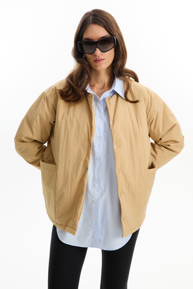 Куртка унисекс Veter, бежевая / Миниатюра имиджевого (1000)