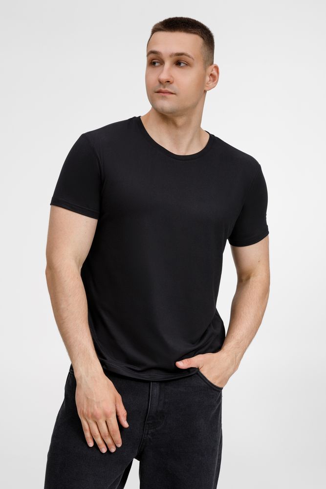 Футболка унисекс Senti, черная / Миниатюра модельного (1000)