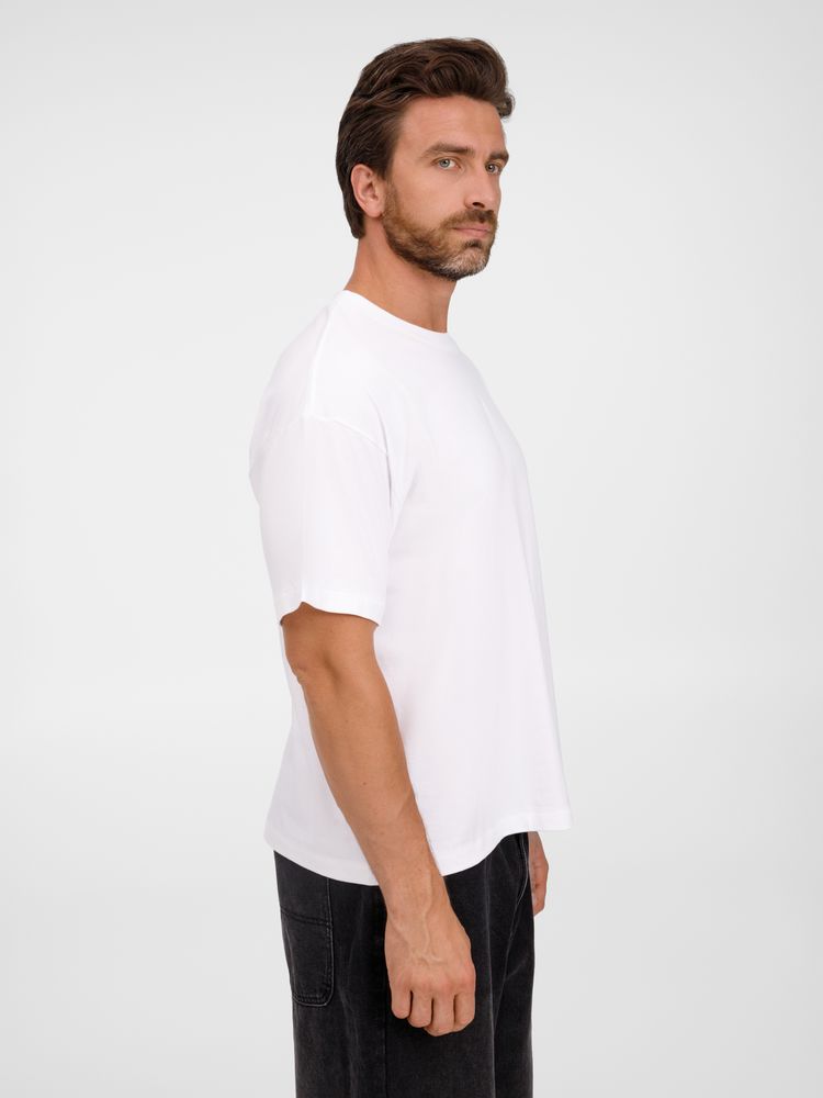 Футболка оверсайз унисекс Legacy, белая / Миниатюра модельного (1000)