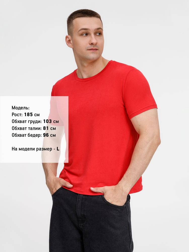Футболка унисекс Senti, красная / Миниатюра модельного (1000)