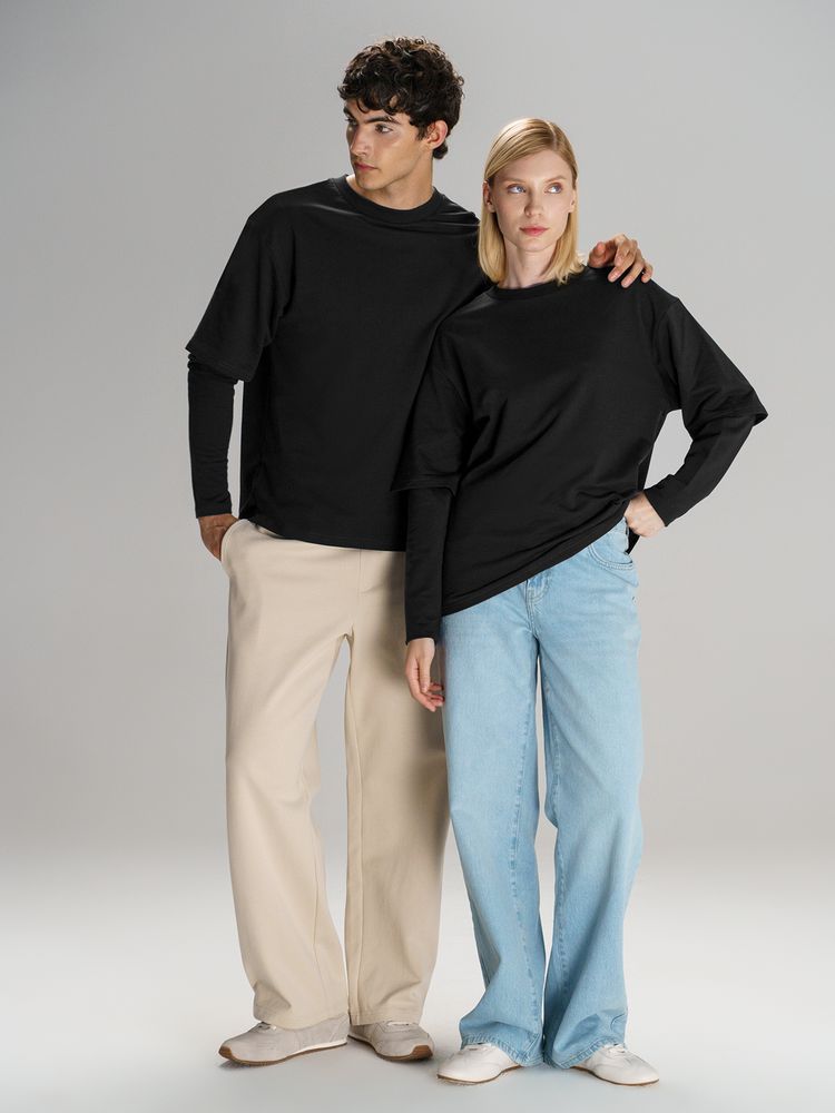 Футболка оверсайз с двойным рукавом Kosmos, черная / Миниатюра модельного (1000)