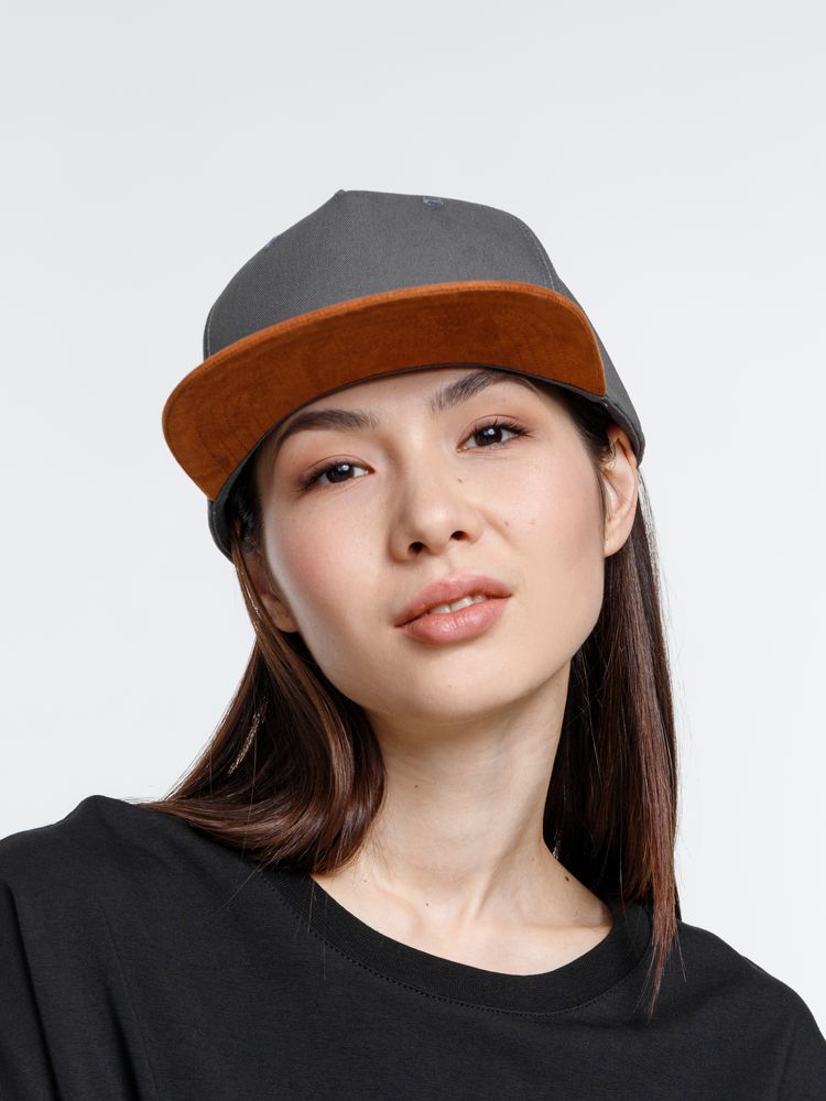 Бейсболка Foreside с прямым козырьком, серая с коричневым / Миниатюра модельного (1000)