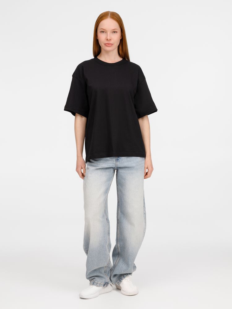 Футболка оверсайз унисекс Legacy, черная / Миниатюра модельного (1000)