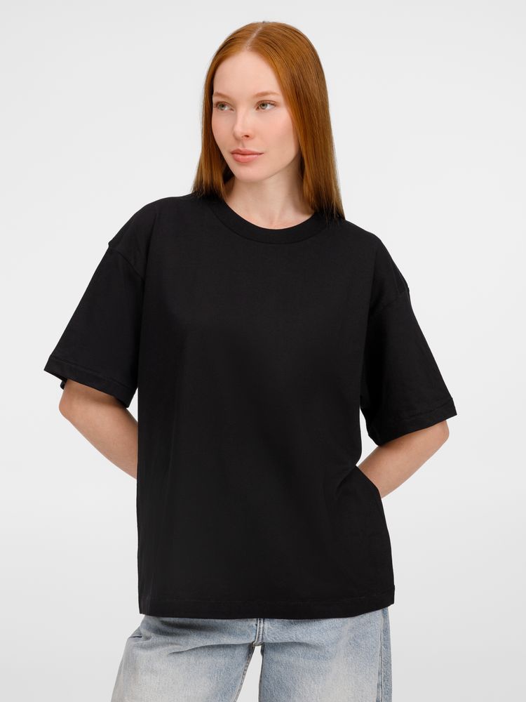 Футболка оверсайз унисекс Legacy, черная / Миниатюра модельного (1000)