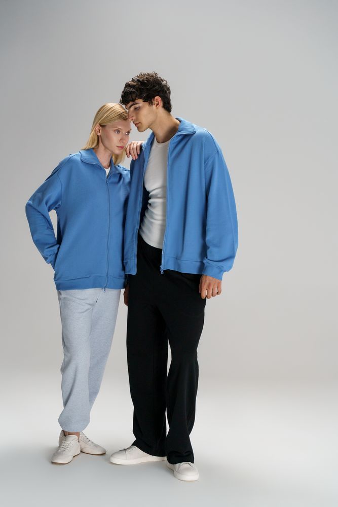 Футболка оверсайз унисекс Vozduh, синяя / Миниатюра модельного (1000)