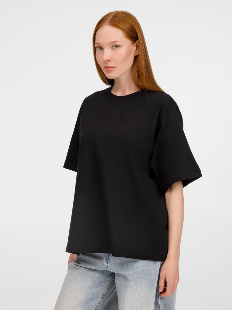 Футболка оверсайз унисекс Legacy, черная / Миниатюра модельного (1000)