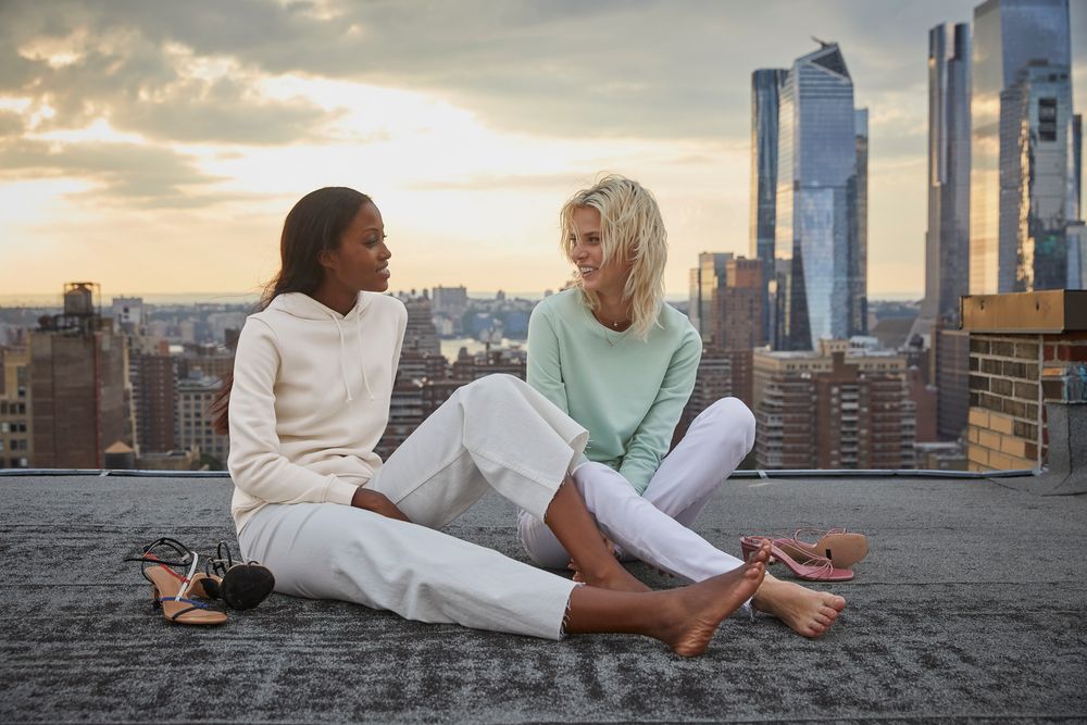 Свитшот женский BNC Organic, молочно-белый / Миниатюра WWW (1000)