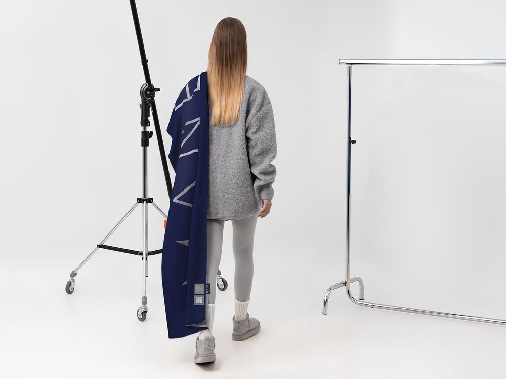 Шарф Bereg, серый с синим / Миниатюра нанесения (1000)