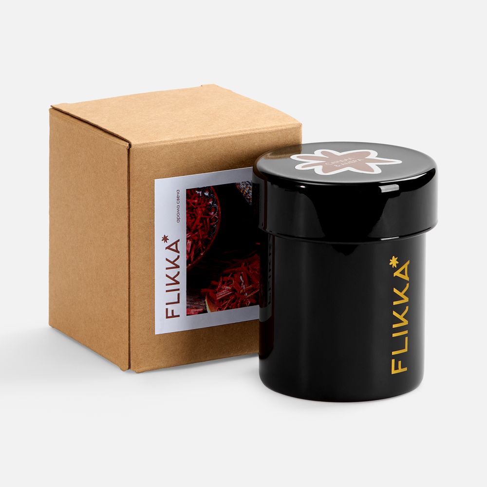 Ароматическая свеча Flikka, сандал и амбра, черная / Миниатюра WWW (1000)