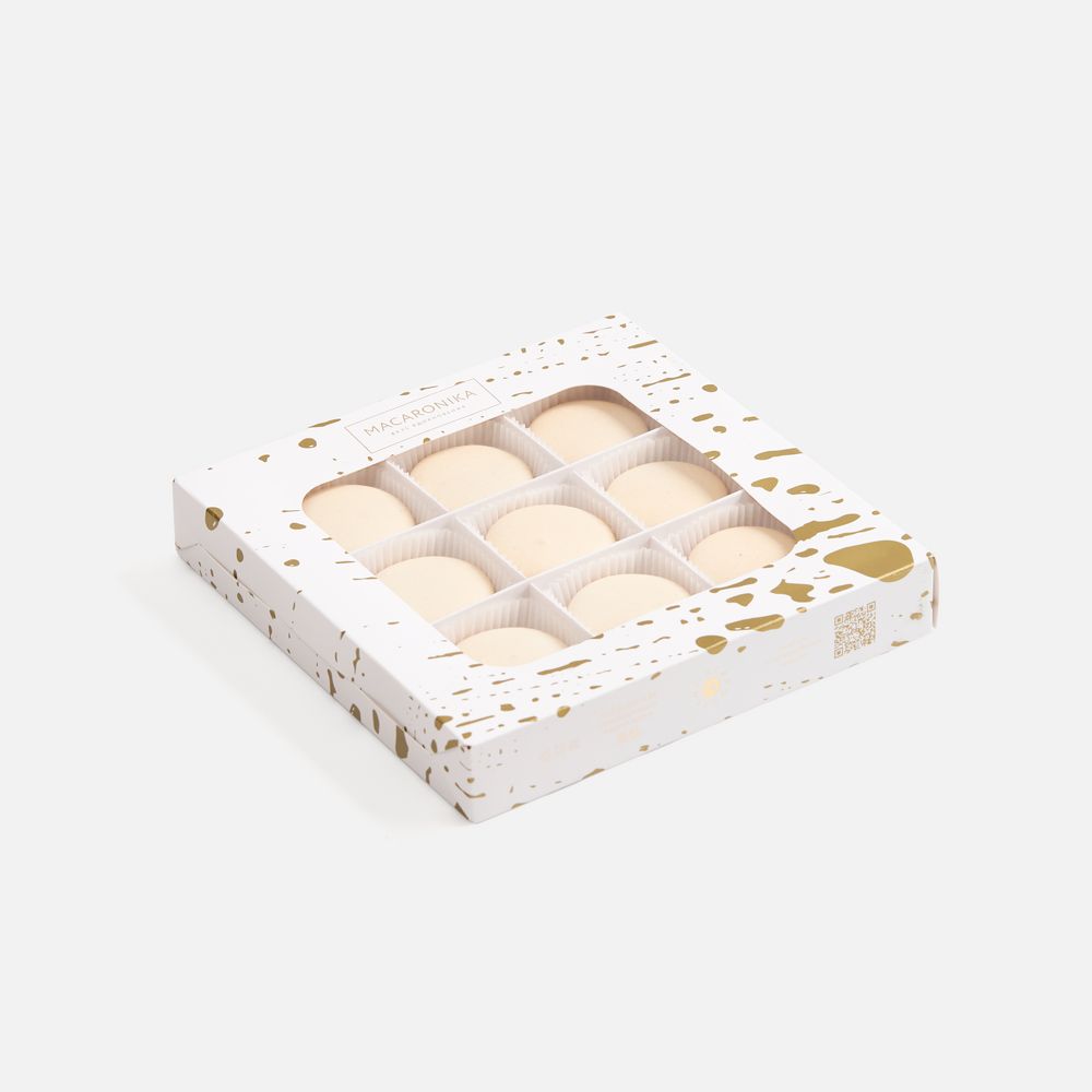 Набор из 9 пирожных макарон, в коробке с окошком / Миниатюра WWW (1000)