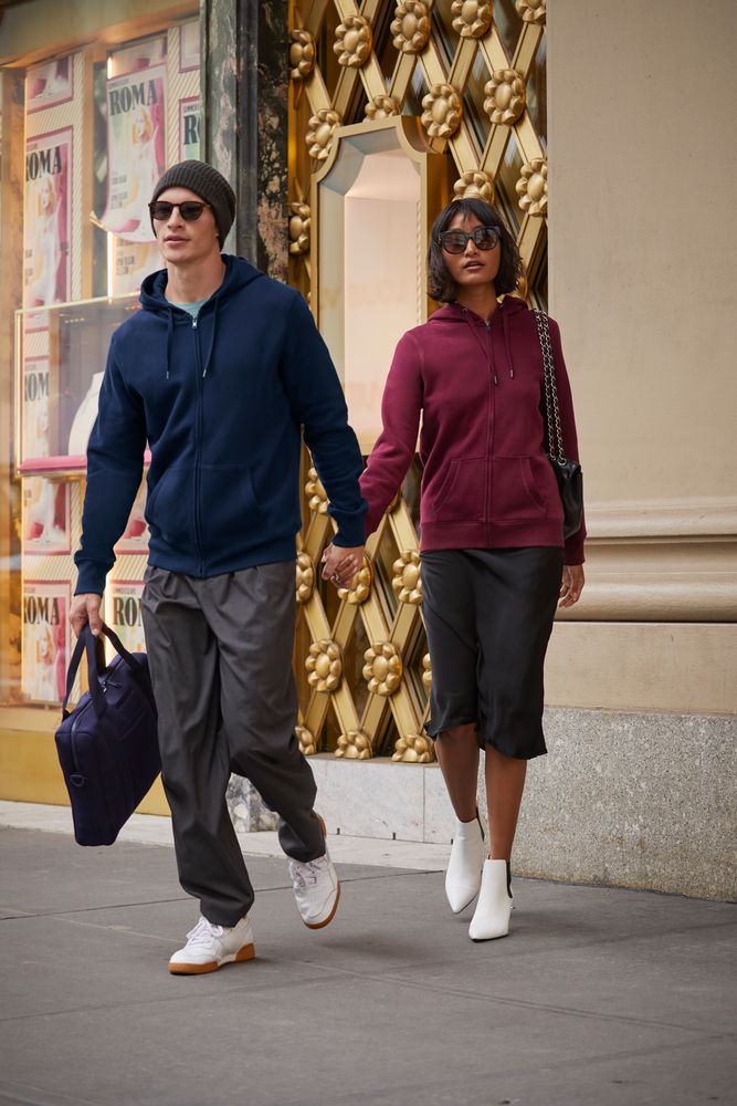 Толстовка с капюшоном на молнии женская Queen, белая / Миниатюра WWW (1000)