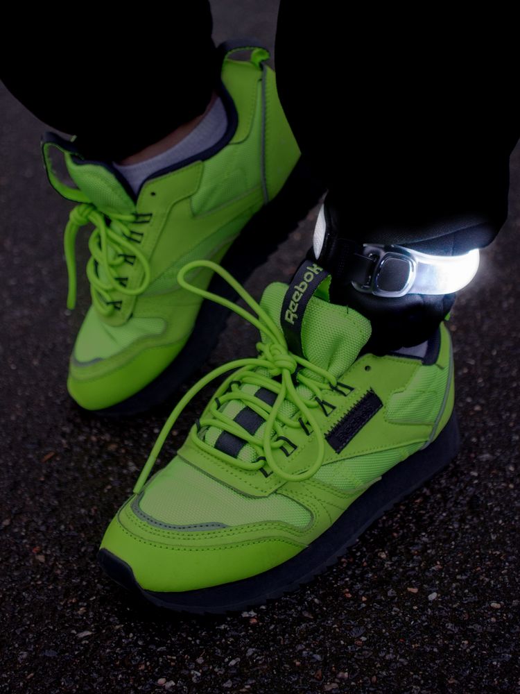 Фонарик-маячок безопасности на руку Forrest Run, черный / Миниатюра WWW (1000)