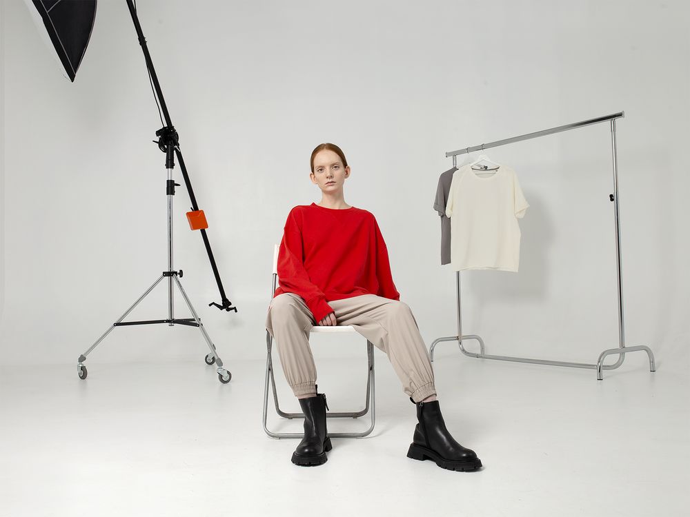 Свитшот унисекс Kosmos 1.0, красный / Миниатюра WWW (1000)