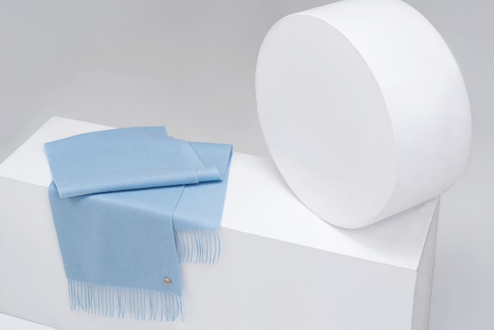 Шарф Graceful, голубой / Миниатюра WWW (1000)