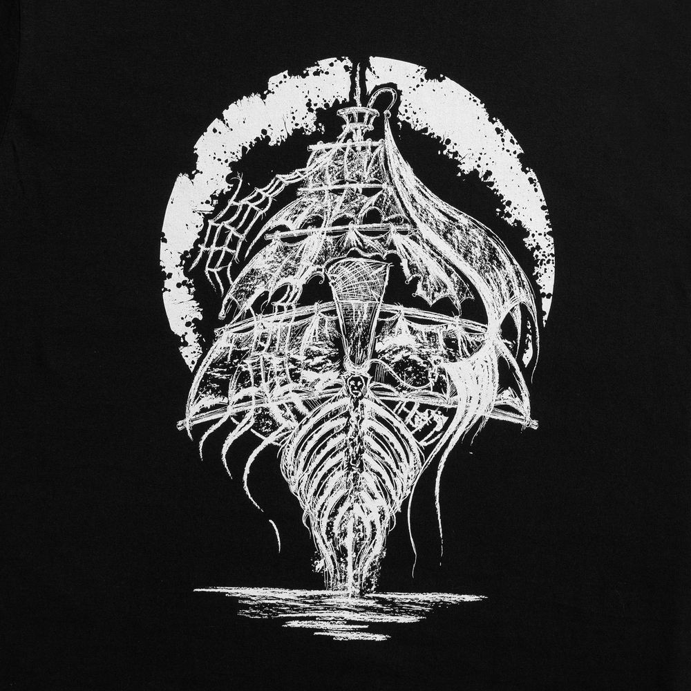 Футболка «Летучий Голландец», черная / Миниатюра WWW (1000)