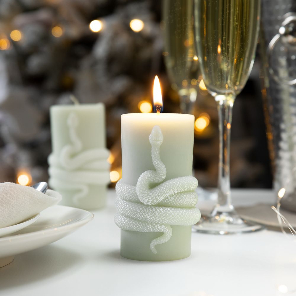 Свеча Snake Knot, зеленая / Миниатюра имиджевого (1000)