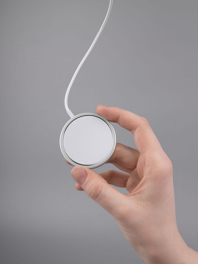 Беспроводное зарядное устройство с магнитами Magmate, серебристое / Миниатюра WWW (1000)