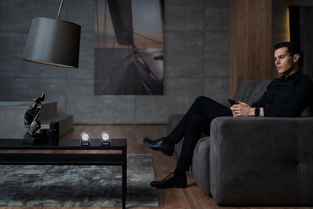 Беспроводные колонки graviTune, черные / Миниатюра WWW (1000)