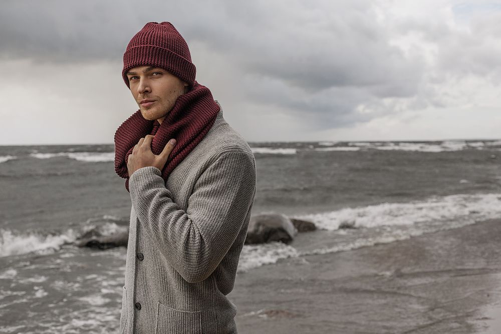 Шапка Brugge Even, бордовая / Миниатюра WWW (1000)