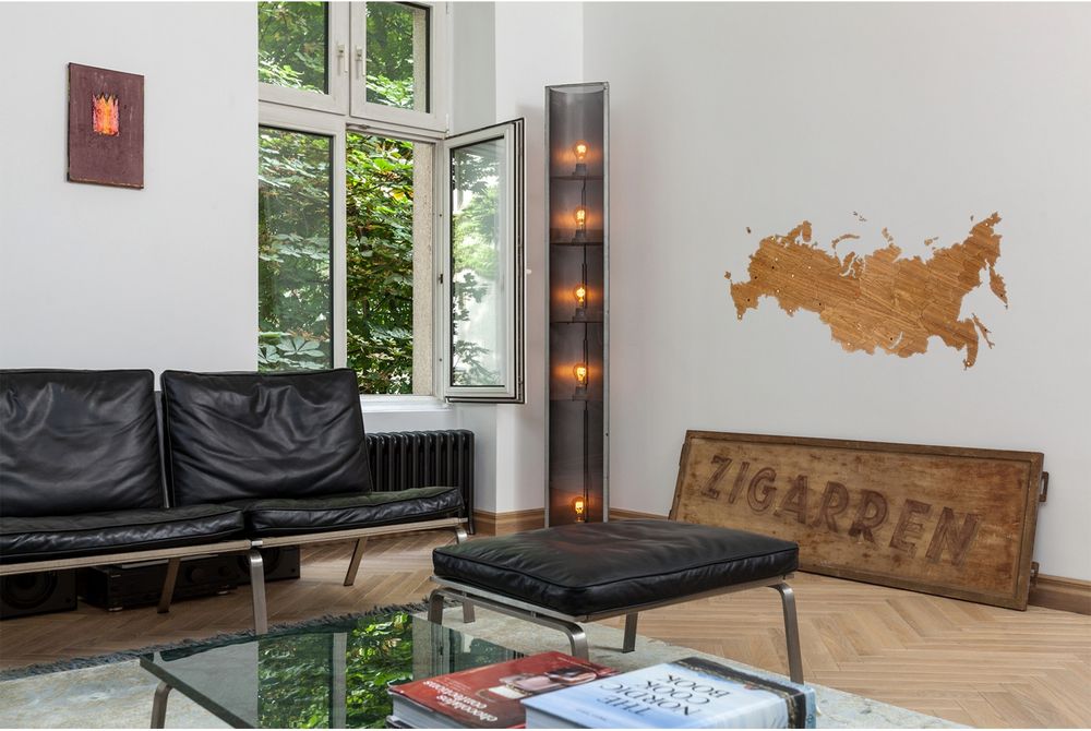 Деревянная карта России, дуб / Миниатюра WWW (1000)