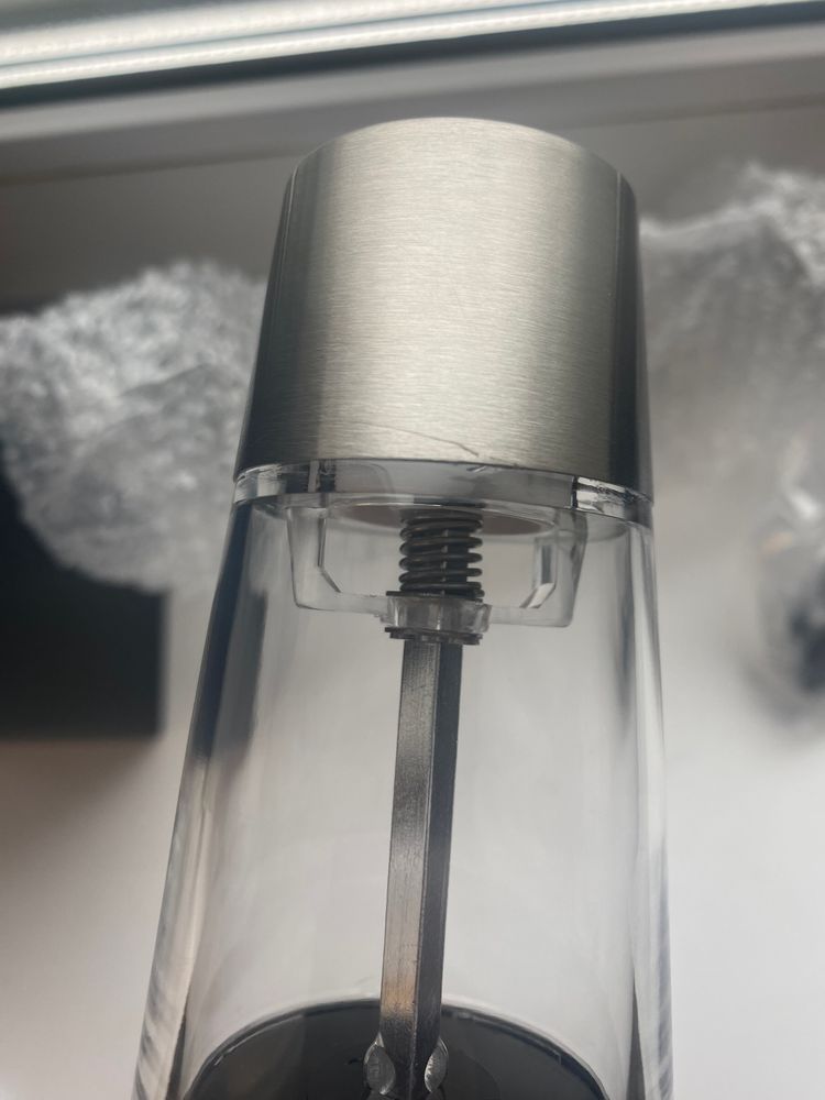 УЦЕНКА! Электрическая мельница Molle, серебристая / Миниатюра WWW (1000)