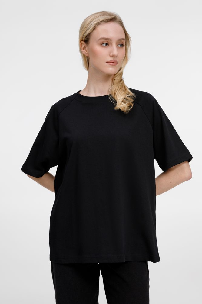 Футболка оверсайз унисекс Avenu, черная / Миниатюра модельного (1000)