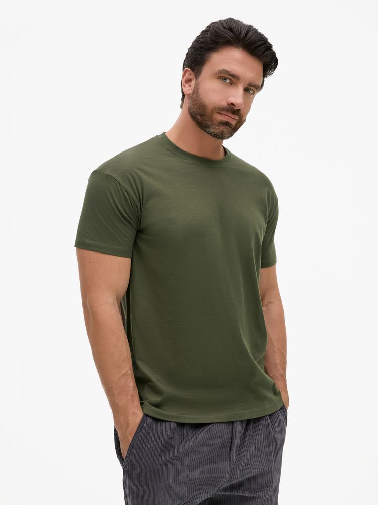 Футболка унисекс Regent 150, темный хаки / Миниатюра модельного (1000)