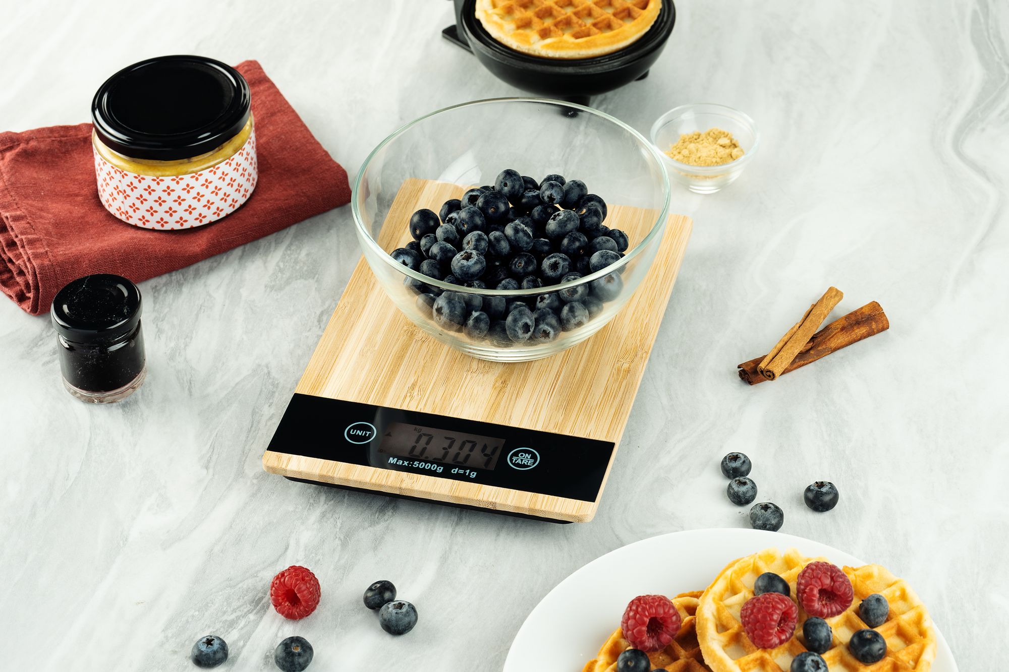 Кухонные весы Woodmore / Миниатюра WWW (2000)