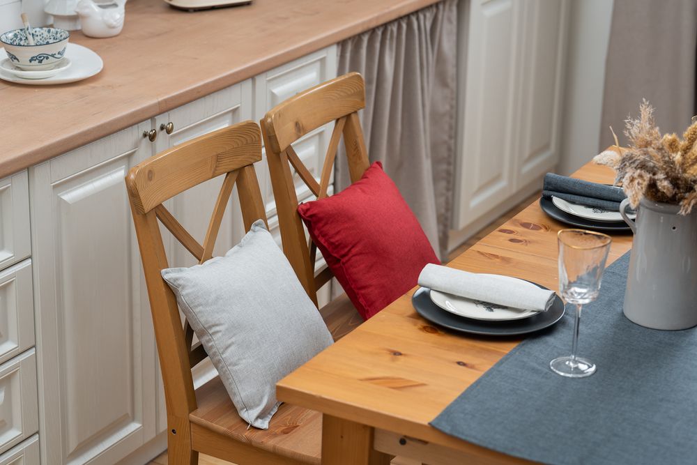 Наволочка Settle In, красная / Миниатюра имиджевого (1000)