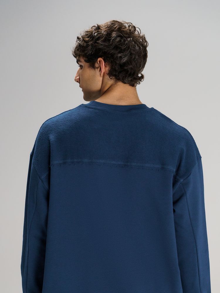 Свитшот оверсайз унисекс Vozduh, темно-синий / Миниатюра модельного (1000)