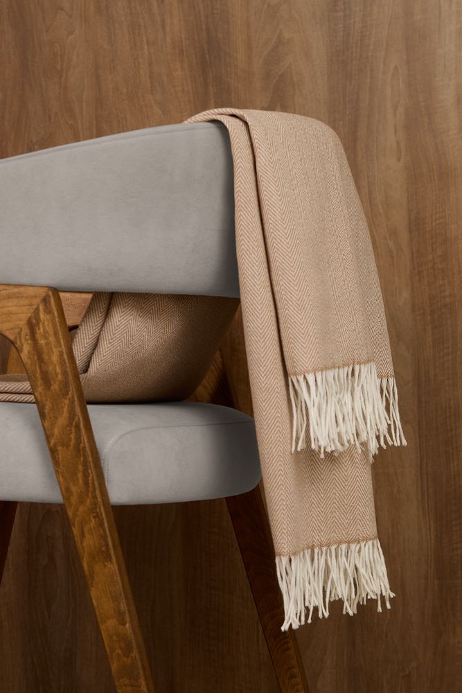 Плед «Гирвас», бежевый / Миниатюра имиджевого (1000)