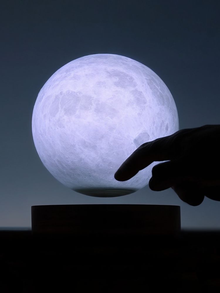 Левитирующая луна MoonFlight / Миниатюра имиджевого (1000)