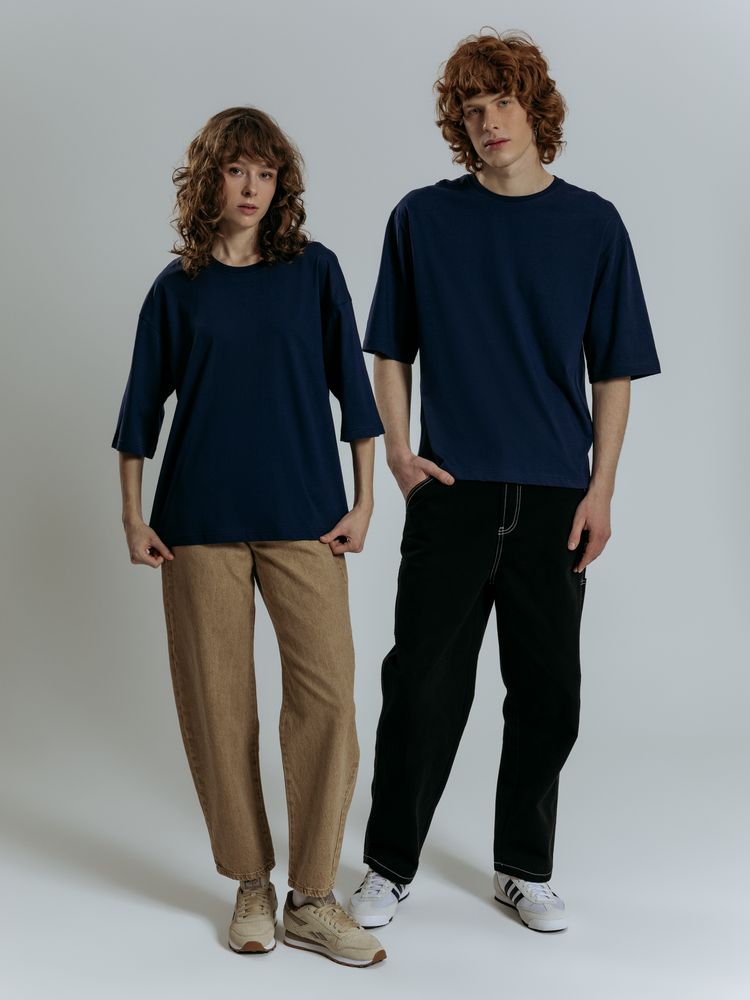 Футболка оверсайз унисекс Base Space, темно-синяя / Миниатюра модельного (1000)