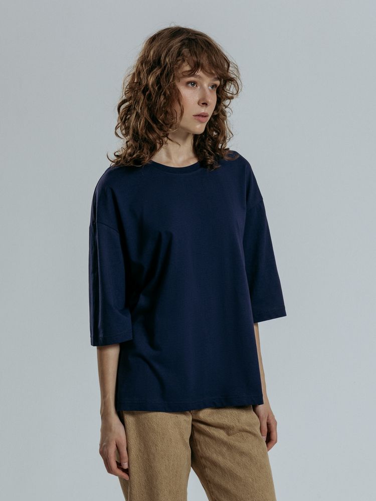 Футболка оверсайз унисекс Base Space, темно-синяя / Миниатюра модельного (1000)