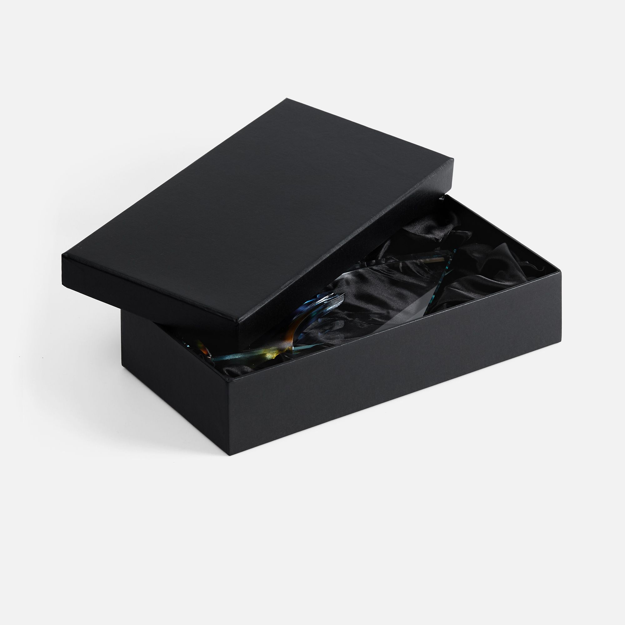 Стела Fair Wind / Миниатюра WWW (2000)