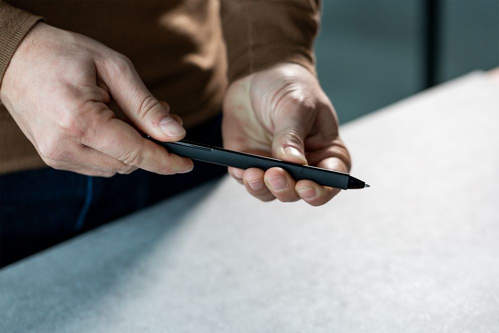 Ручка шариковая PF One, черная / Миниатюра WWW (1000)