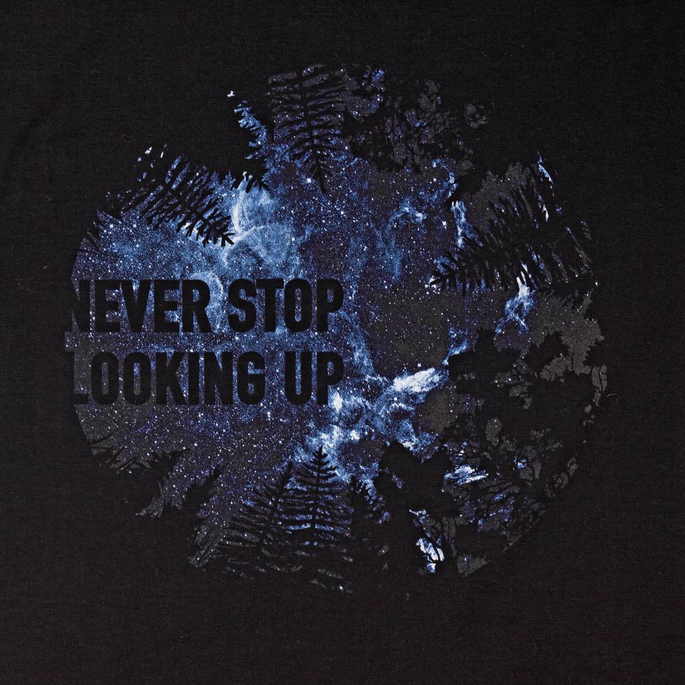 Футболка Look Up, черная / Миниатюра WWW (1000)