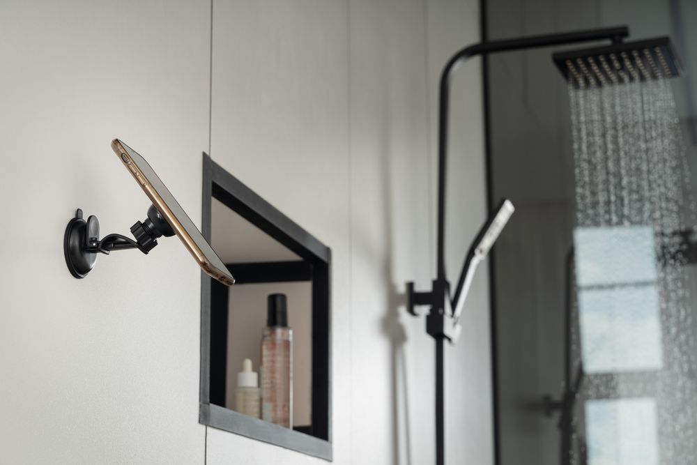 Магнитный держатель для смартфонов Winch, черный / Миниатюра WWW (1000)