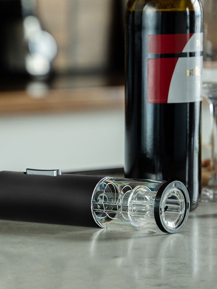 Электрический штопор с ножом для фольги Wine Diesel, черный / Миниатюра WWW (1000)